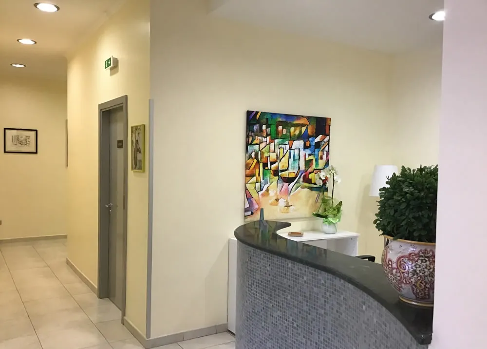 Accesso alle sale dello Studio dentistico a Milazzo
